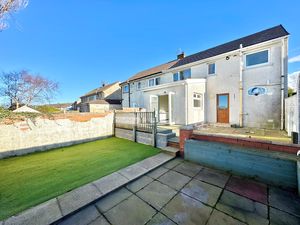 Photo 8- click for photo gallery